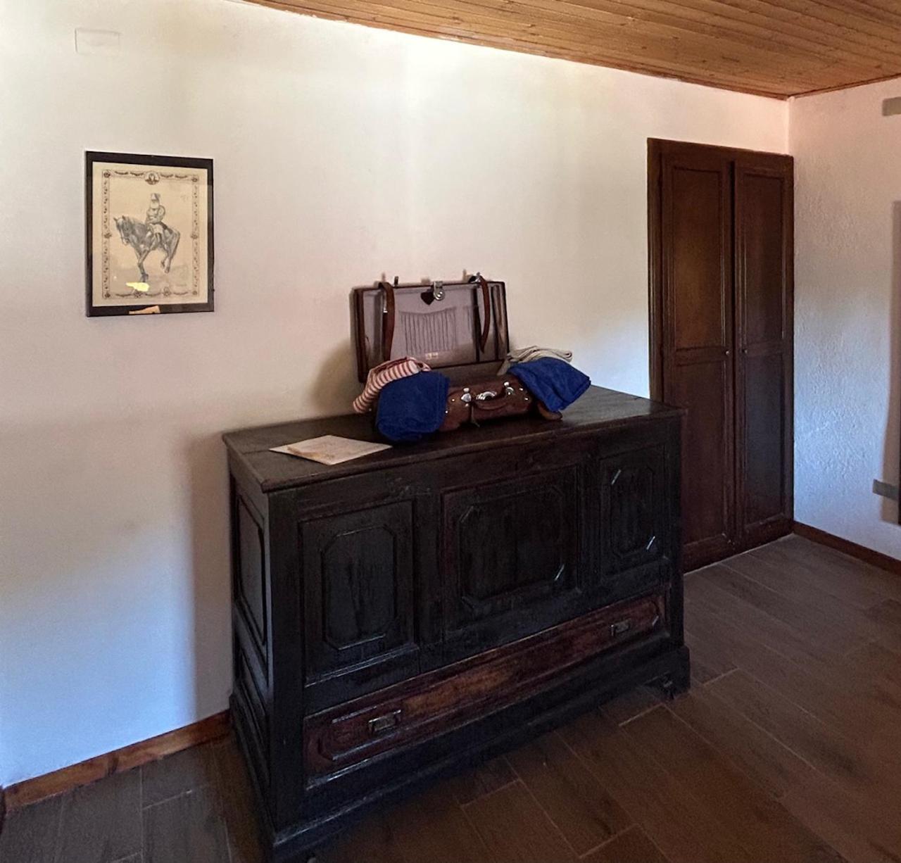 B&B Gennarcu Ussassai ภายนอก รูปภาพ
