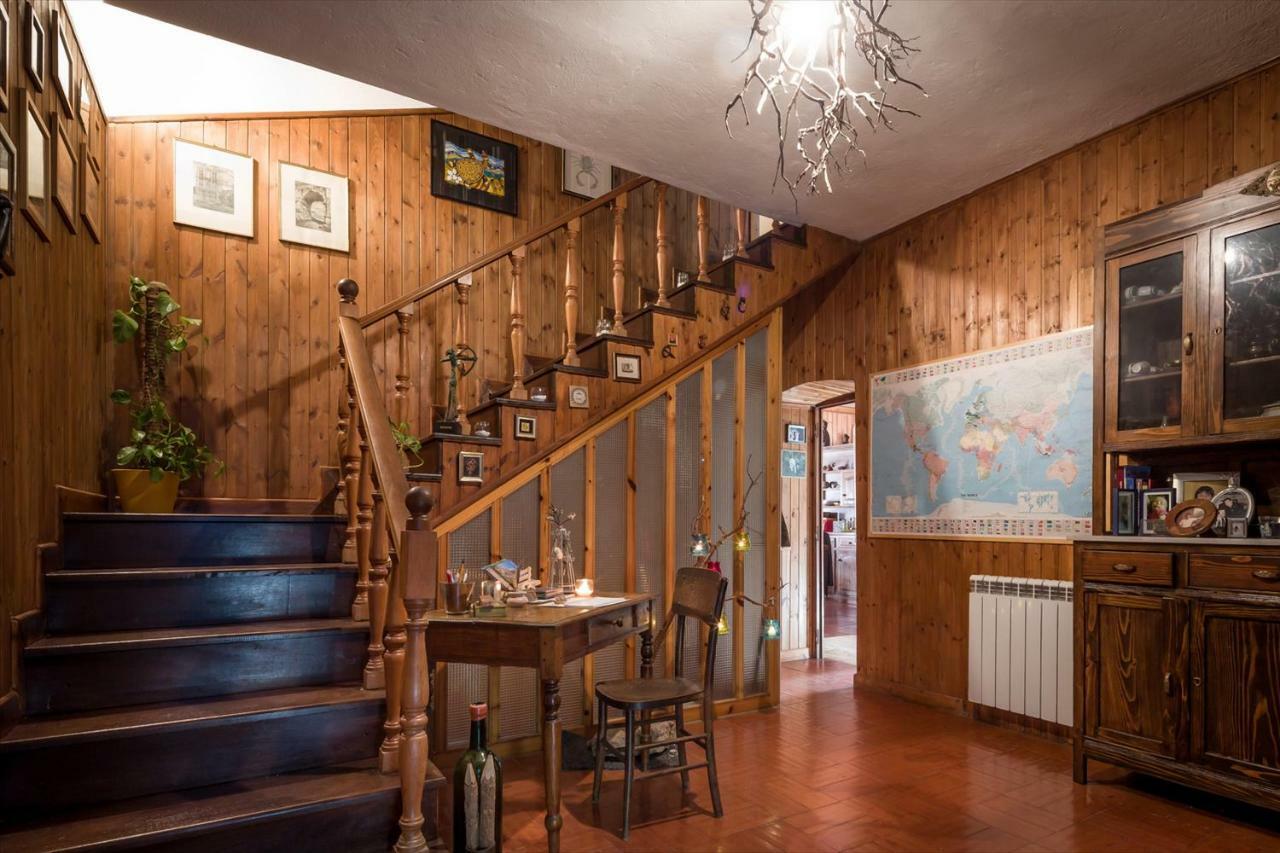 B&B Gennarcu Ussassai ภายนอก รูปภาพ